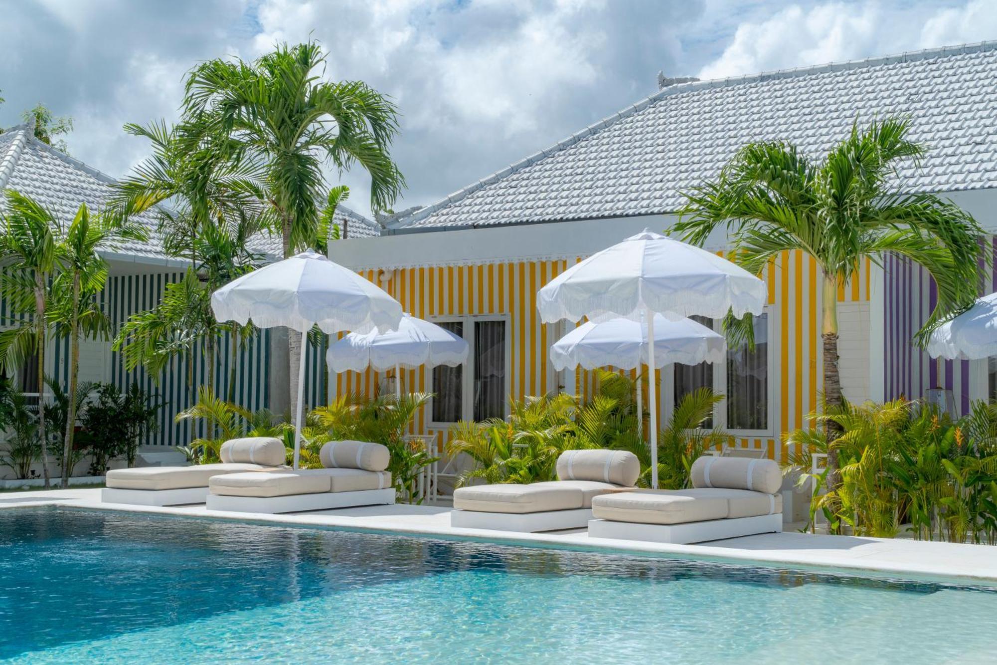 Ria Uluwatu, Tropical Chic Hotel الغرفة الصورة